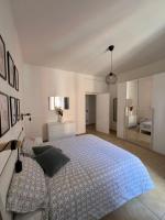 La camera a due passi dal mare - B&B San Terenzo