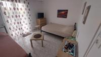 Appartamento con 2 Camere da Letto e Balcone