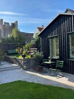 Linneas gårdshus på Klinten - Ferienwohnung Visby