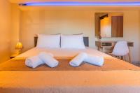 Papi's free parking Villa - B&B Alessandropoli