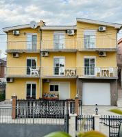 ADO Apartmani Ulcinj Velika Plaza Donji Stoj - B&B