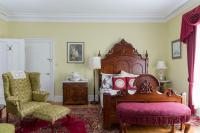 Queen Room with Balcony