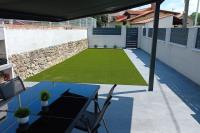 La Esencia Zona Santillana Playa con piscina - B&B Villapresente