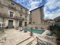 Demeure Sainte Clotilde, événementiel et chambres d'hôtes à Neffies - Ferienwohnung