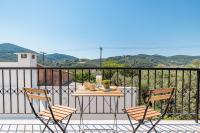 Theros Holiday Home - Ferienwohnung