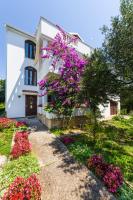 Apartments Ivanka - B&B Petrcane