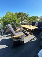 Dock 14 - B&B