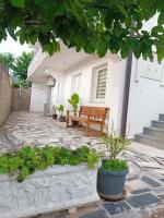 3-Bedroom NewHome - B&B Mostar