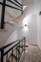 Melina's - Urban Luxury 2BR 2Bath 2Balcony Apt - Heart of Chania, Private Parking Available 800m - Chambres d'hôtes La Canée