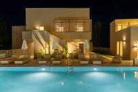 Thera luxury living - Bed and Breakfast Níkiti