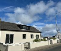 House on Main Street Bunbeg - B&B