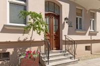 Lion Apartments - Artistic Old Town Gdansk with River View - Chambres d’hôtes