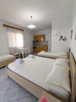 Camera Quadrupla Deluxe