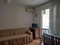 Leta's Apartment - B&B Santi Quaranta