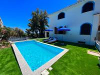 Casale fronte mare - villa with swimming pool in front of the beach - Chambres d'hôtes Porto Columbu-Perd'È Sali