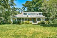1 Mi to Beach Cape Cod Family Home in Bourne! - B&B Bourne