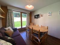 Iris 1 - Petit T3 proche du Linga - B&B Châtel