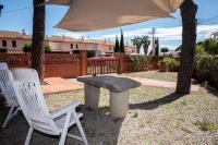 Planta baja céntrica y tranquila en SAgaró - B&B