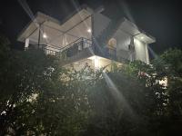 FOUR-G Home Stay & Komodo Tour - Chambres d'hôtes Labuan Bajo