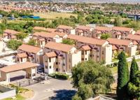 Emerald Oasis 5 min drive to Carlswald Centre - B&B