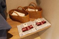 Zweibettzimmer mit eigenem Thermalbad.