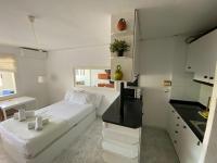 The Moon Studio by Hello Homes Sitges - B&B Sitges