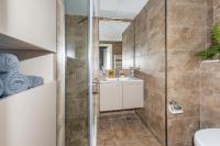 Elegant Comfort by AESTHAVEN - Ferienwohnung Batumi