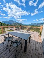 T3 neuf au calme avec vue sur les montagnes - B&B