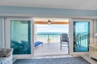 Sunshine Condo 4A Beachfront Perfection - B&B Clearwater Beach
