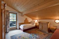 Two-Bedroom Apartment (3 Adults) with Balcony