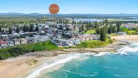 THE Palms Yamba - Overlooking Convent Beach - Holiday Yamba - Bed and Breakfast Yamba