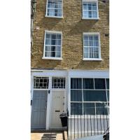 FB- Spacious 2 Bed Flat Near Edgware Road - B&B Londra