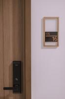 HYCONDO THASALA Studio near airport! - B&B
