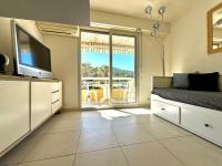 Studio bord de mer Cavalaire - B&B
