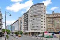 EDES Central Suite Perfect Location & Modern - B&B
