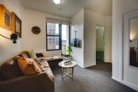 Top Floor City Sanctuary - B&B