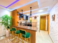 Two-Bedroom Deluxe Apartment with Balcony