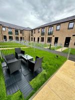 Brand new Flat 5 with Free Parking and fast WIFI - B&B