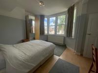 Rooms with private bathroom and shared kitchen - Ferienwohnung