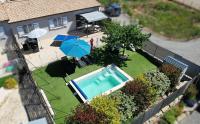 En Ardèche, gîte L'Odyssée climatisé avec sa piscine privée et chauffée - Chambres d’hôtes