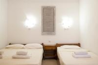 Studio (2 Adults)