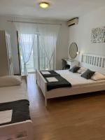 Apartment with View and Balcony