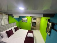 Deluxe Doppel-/Zweibettzimmer mit Balkon