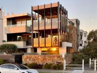 Sunset Boulevard - B&B Melbourne