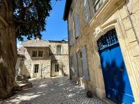 Le Doyenné, hotel particulier centre ancien de Tarascon - B&B Tarascona