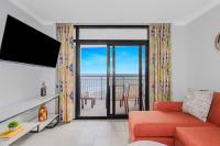 Make Memories Ravishing Angled Oceanfront Suite OR 916 - B&B