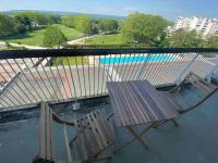 La Perle de Cergy - vue sur Piscine Préparation Jeux Olympiques - Bed and Breakfast Cergy