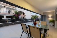 One-Bedroom Apartment with Terrace
