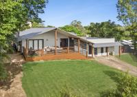 Large Stylish 4BR Pet-Friendly Pool Paradise - B&B