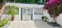 Casa Nora casa amplia con aire acondicionado para familias y grupos WiFi y parking cubierto - Chambres d'hôtes Riohacha